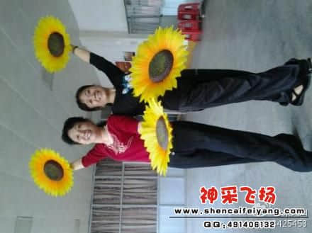 丽姐和教练的合影