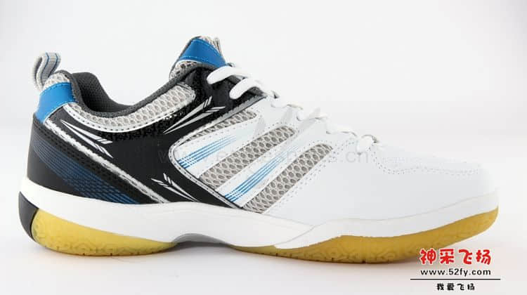 运动鞋团购：13068892088