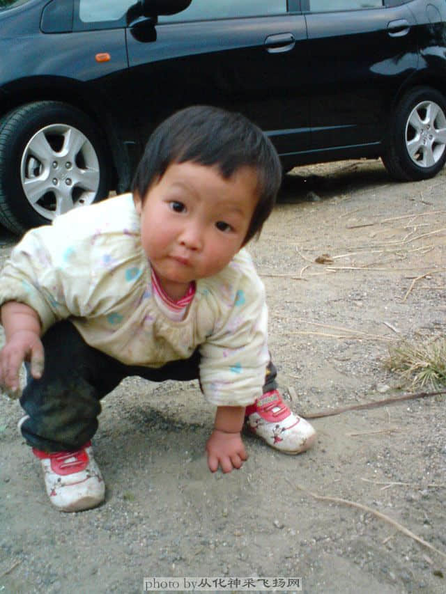 这就是今生第一次喊我妈妈的小女孩莉莉