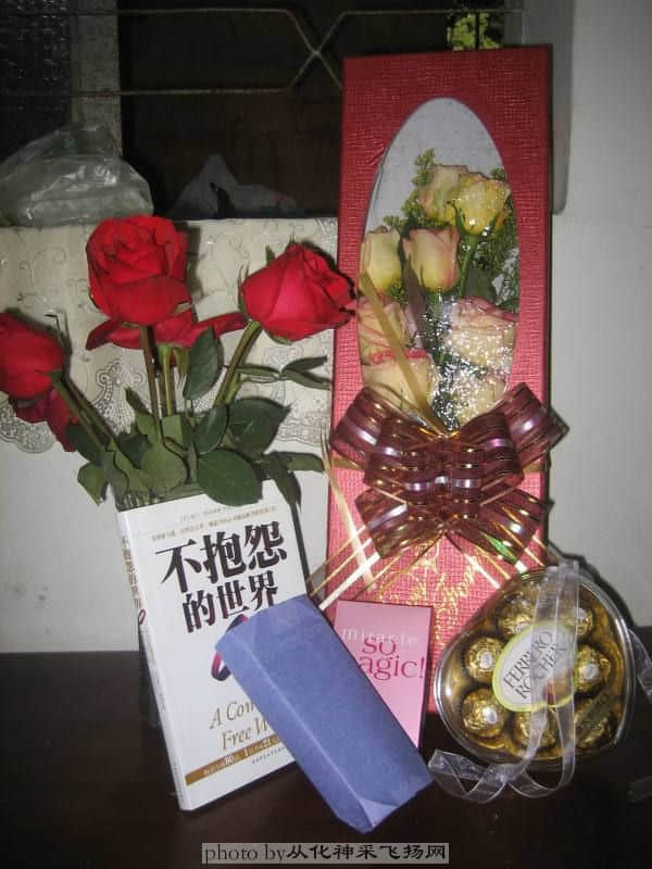 不同角度下拍影的礼物